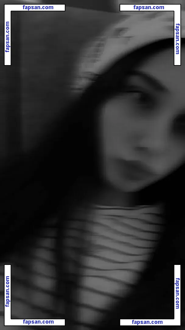 Malisiri голая фото #0006 с Онлифанс