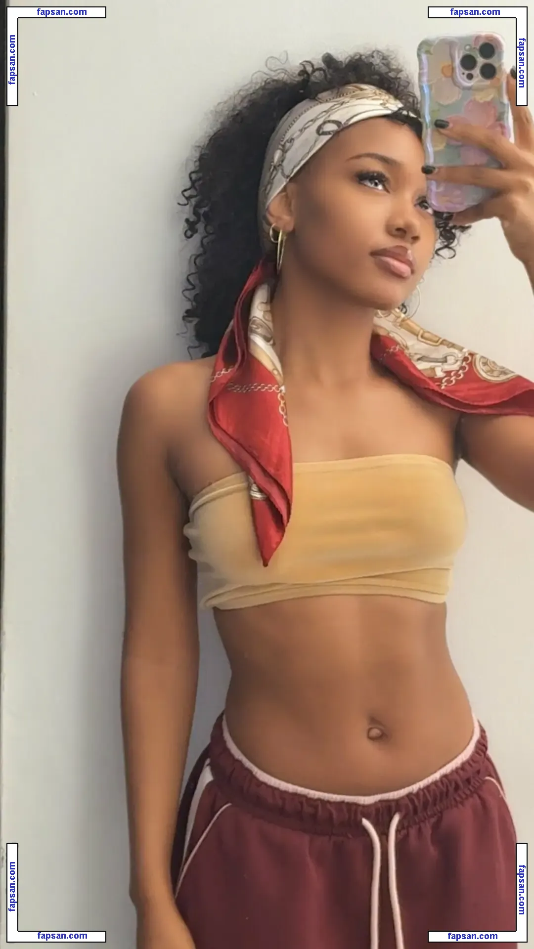 maliyaofficial голая фото #0025 с Онлифанс