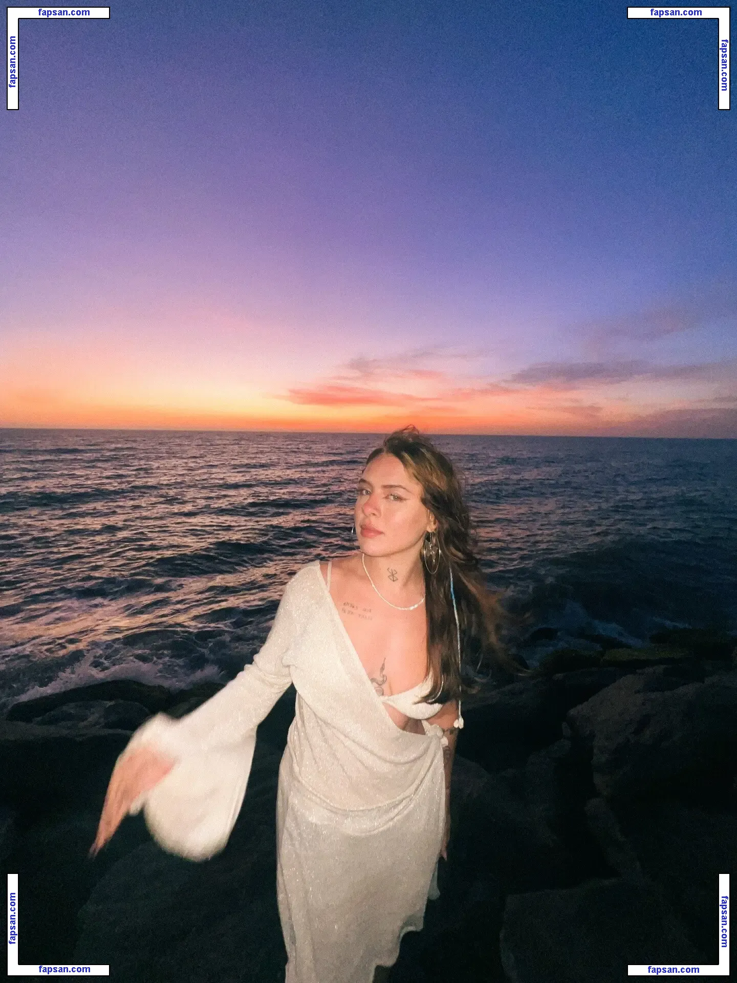 Malu Paris голая фото #0013 с Онлифанс