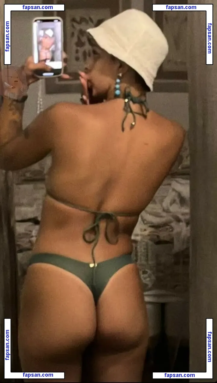 Malu Tamietti nude photo #0002 from OnlyFans