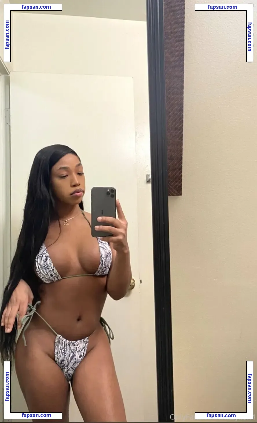 malykah4 nude photo #0005 from OnlyFans