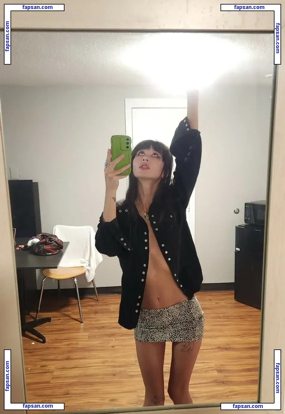 mama_moons nude photo #0002 from OnlyFans