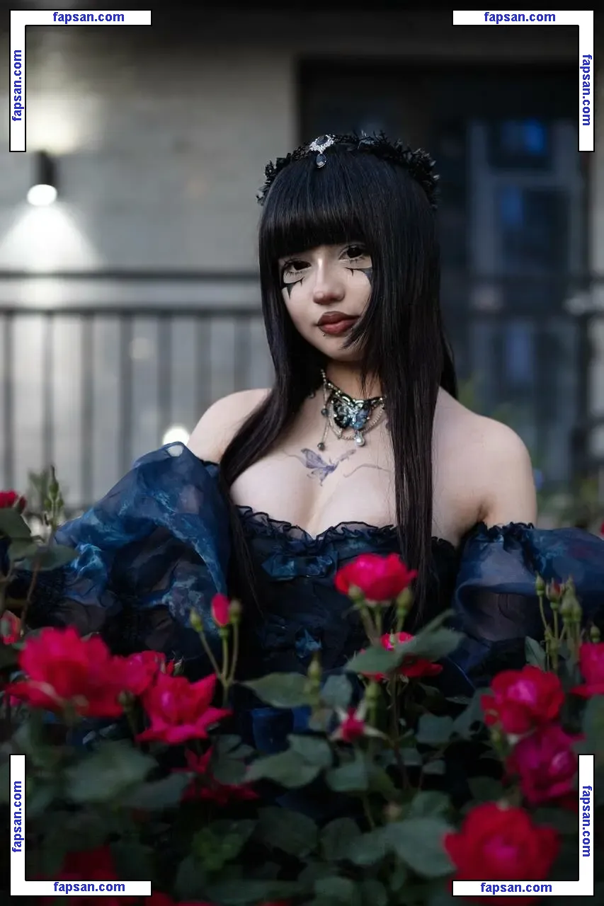 Mama Nyaf голая фото #0012 с Онлифанс