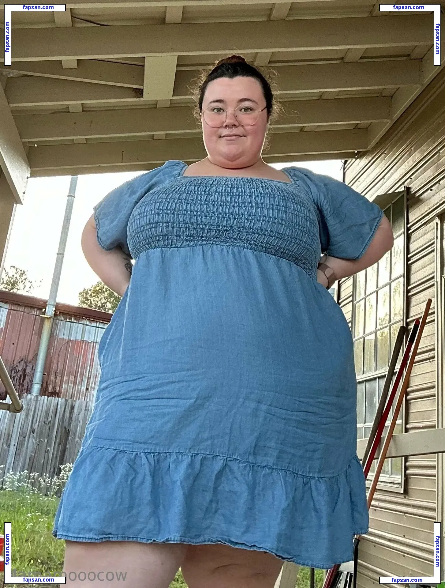 mamamooocow nude photo #0032 from OnlyFans
