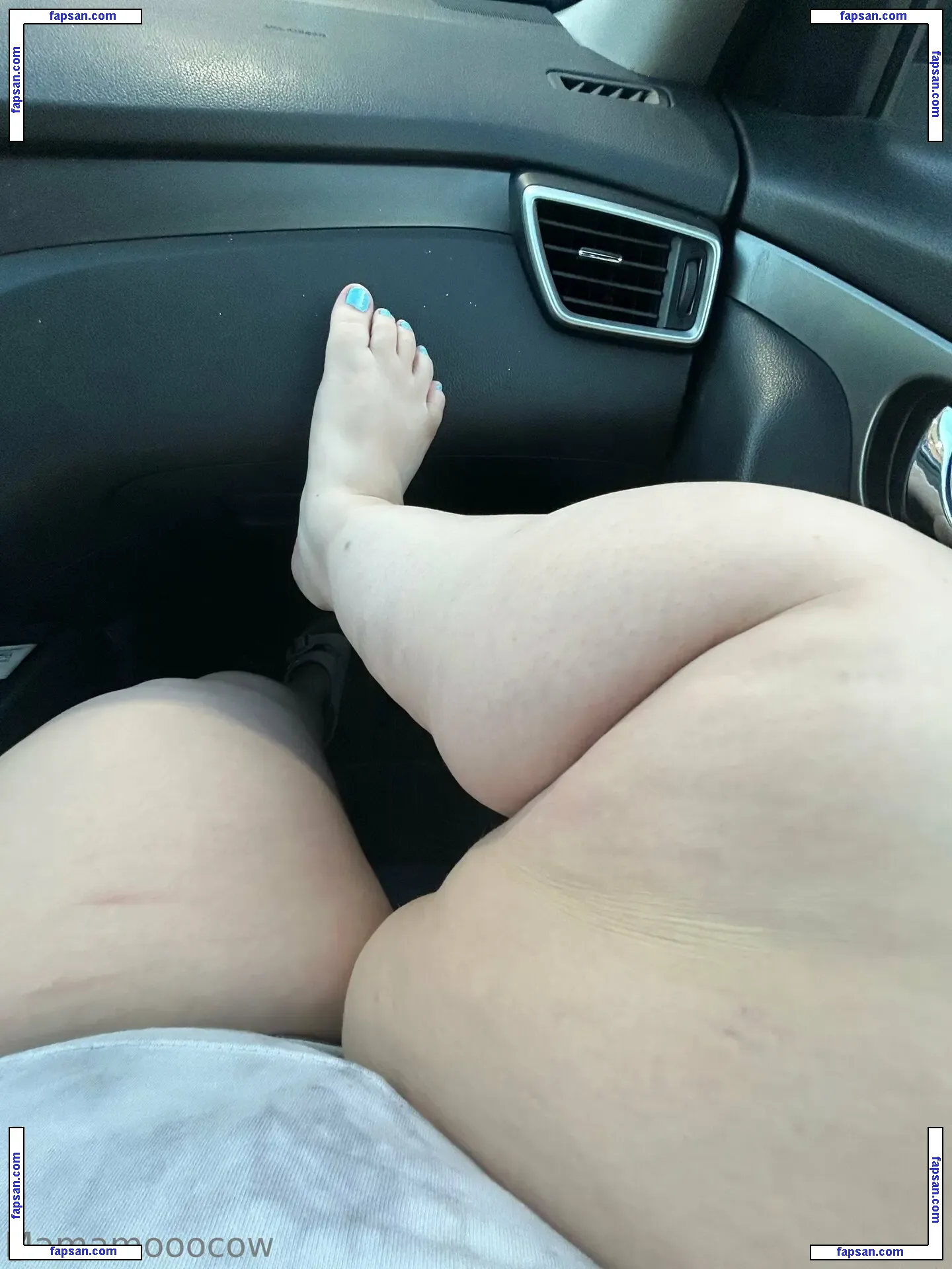 mamamooocow nude photo #0057 from OnlyFans