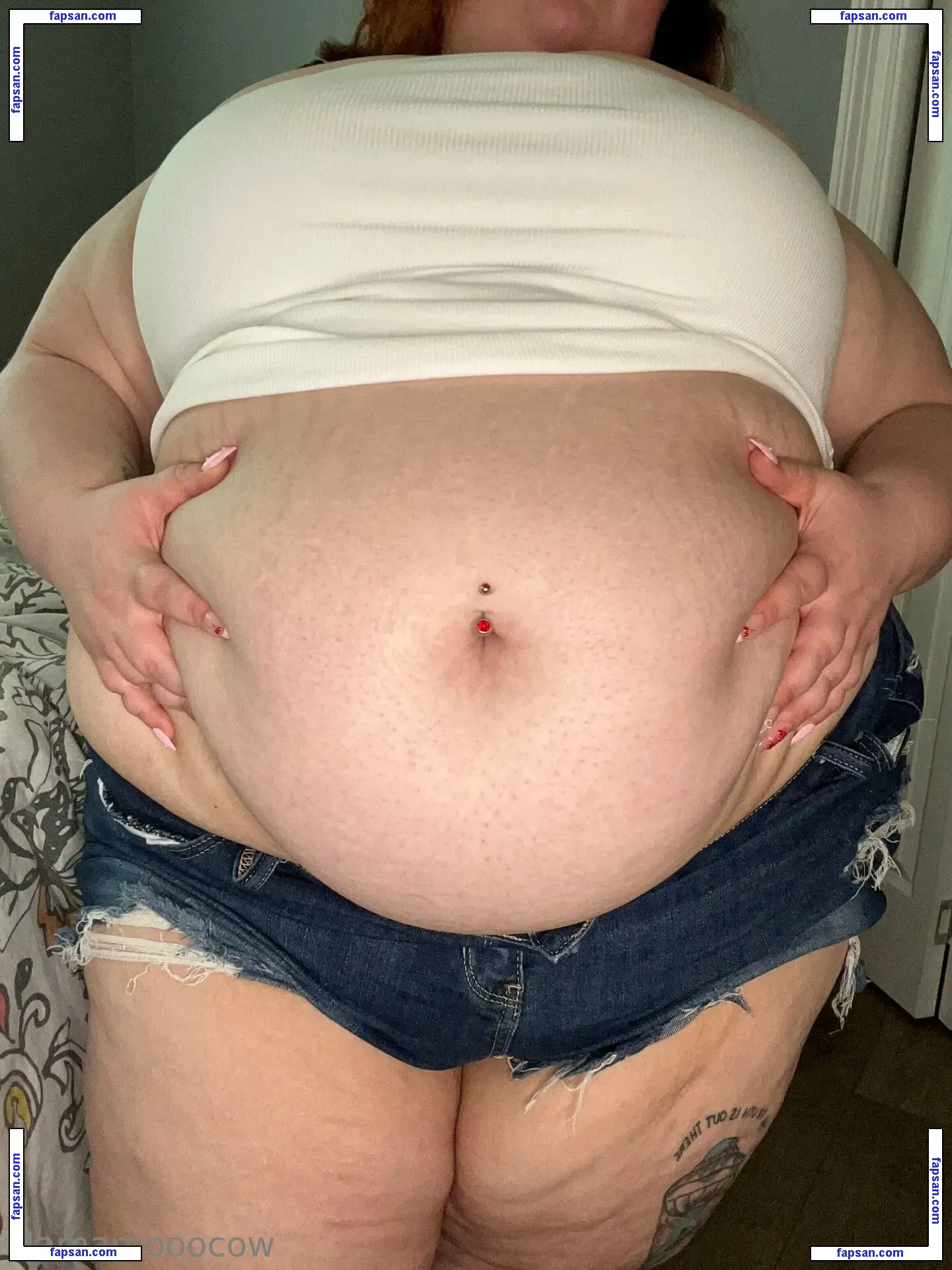 mamamooocow nude photo #0062 from OnlyFans