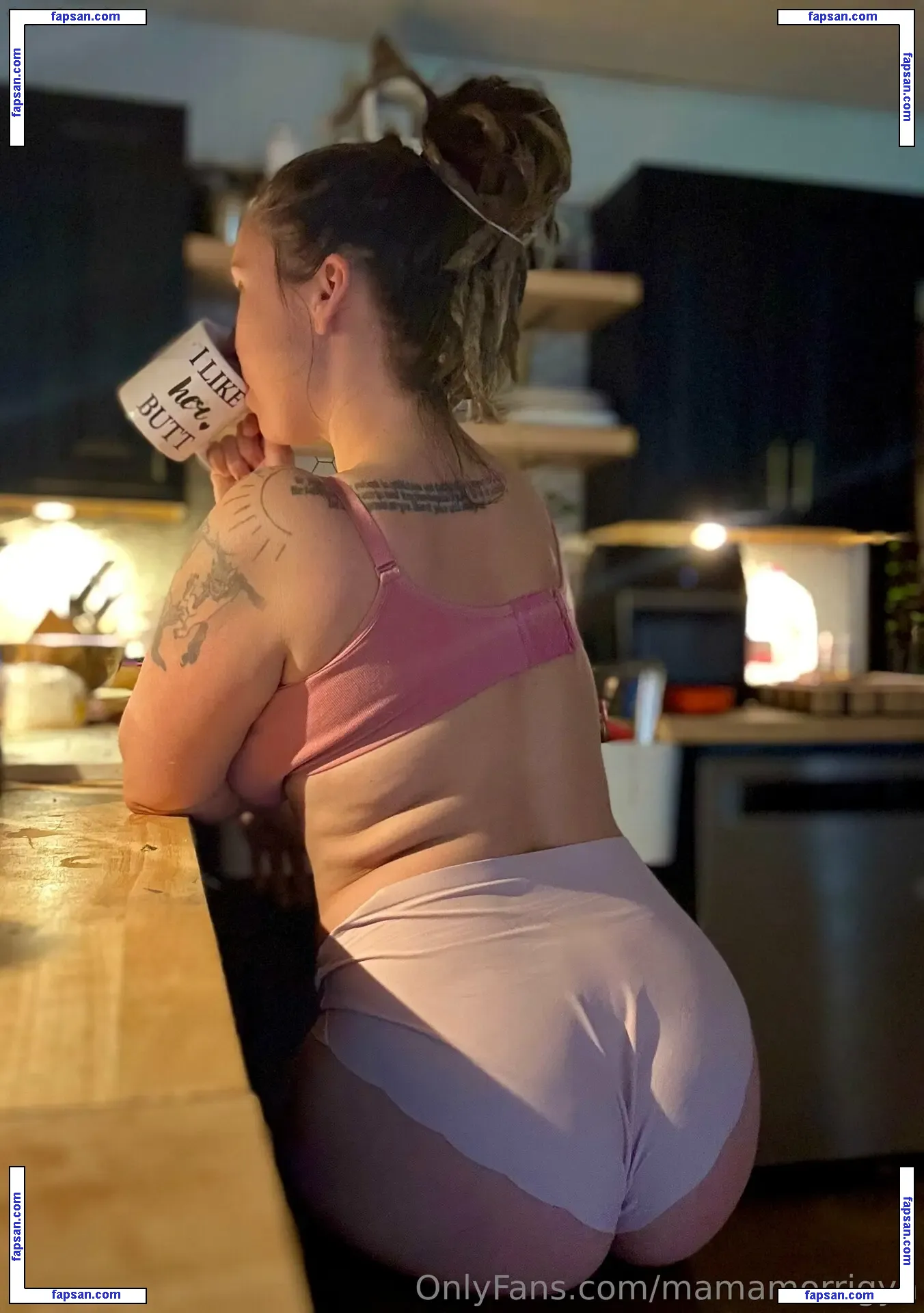 mamamorrigyn nude photo #0012 from OnlyFans