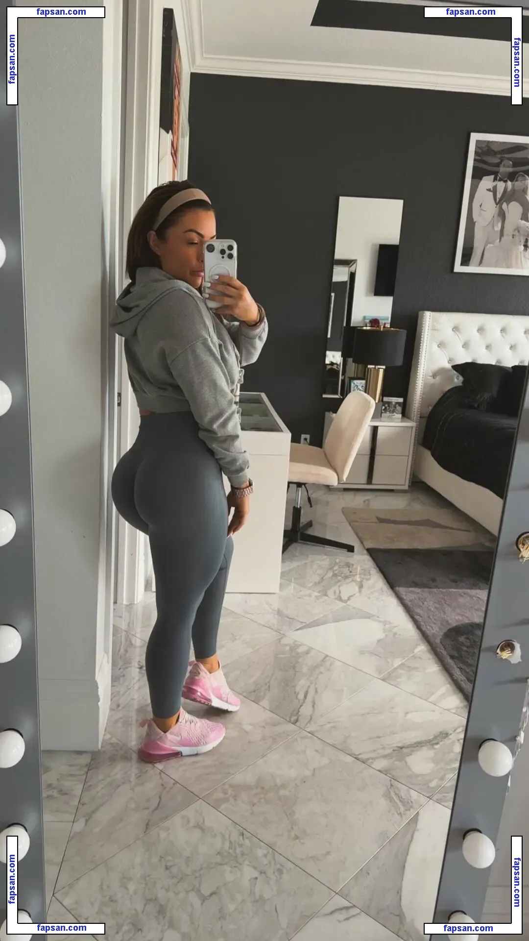 Mandy Sacs | Mandy Rose голая фото #0010 с Онлифанс