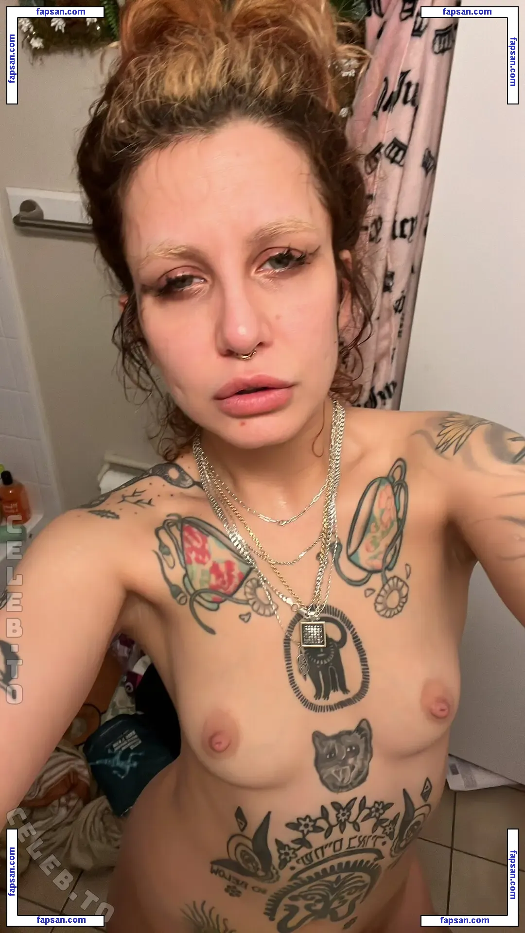 Manic Matilda nude photo #0006 from OnlyFans