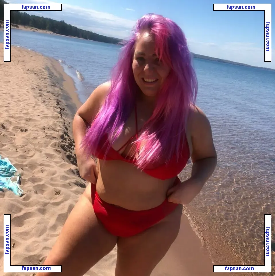 Manic Stoner / Emmyjo13 / manicstoner / markle.12 nude photo #0008 from OnlyFans