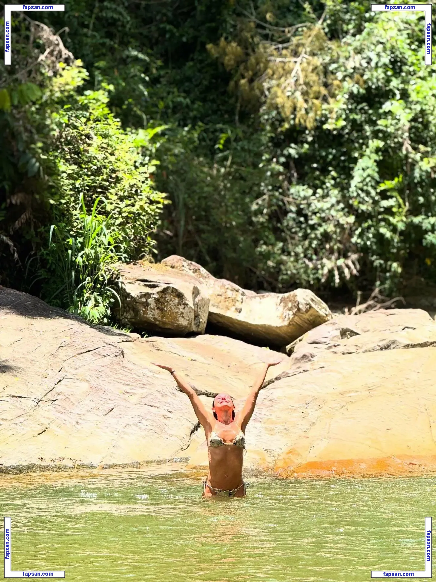 Manoela Caiado голая фото #0008 с Онлифанс