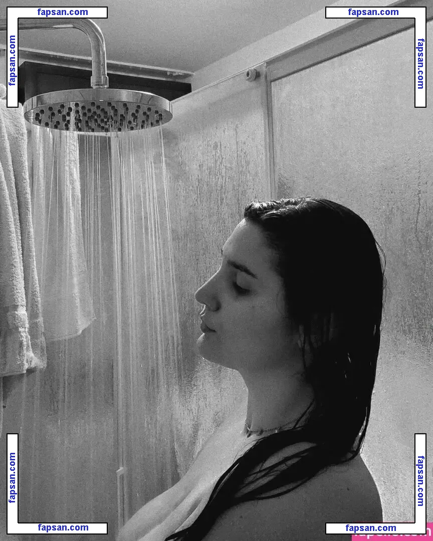 Manuela Mulligh nude photo #0007 from OnlyFans