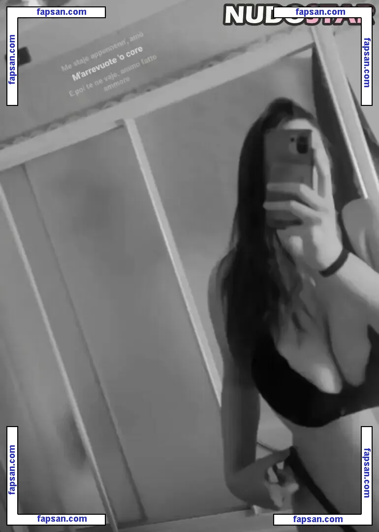 Manuela Mulligh nude photo #0010 from OnlyFans