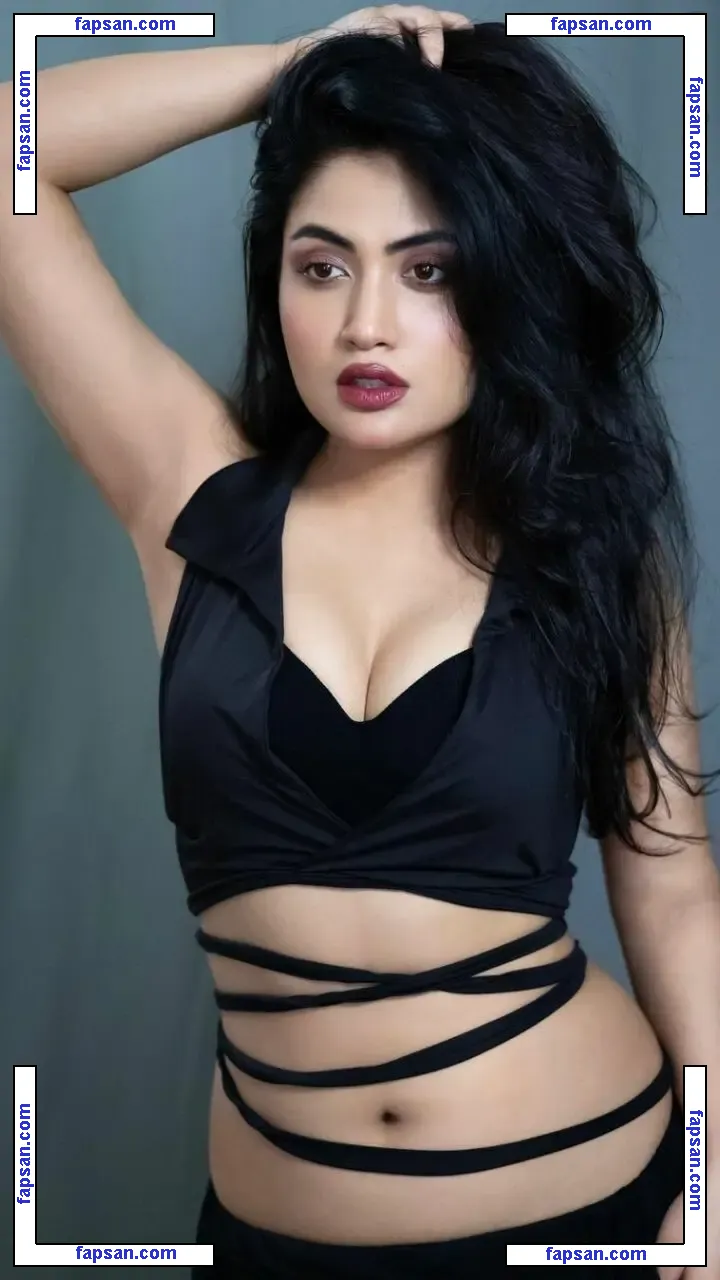 Manvi Chugh nude photo #0004 from OnlyFans