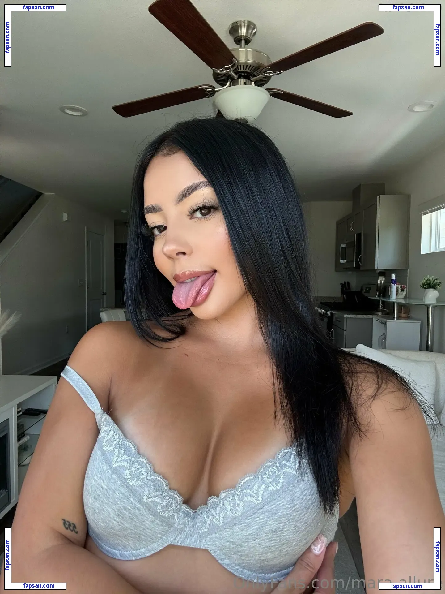 mara.allure nude photo #0026 from OnlyFans