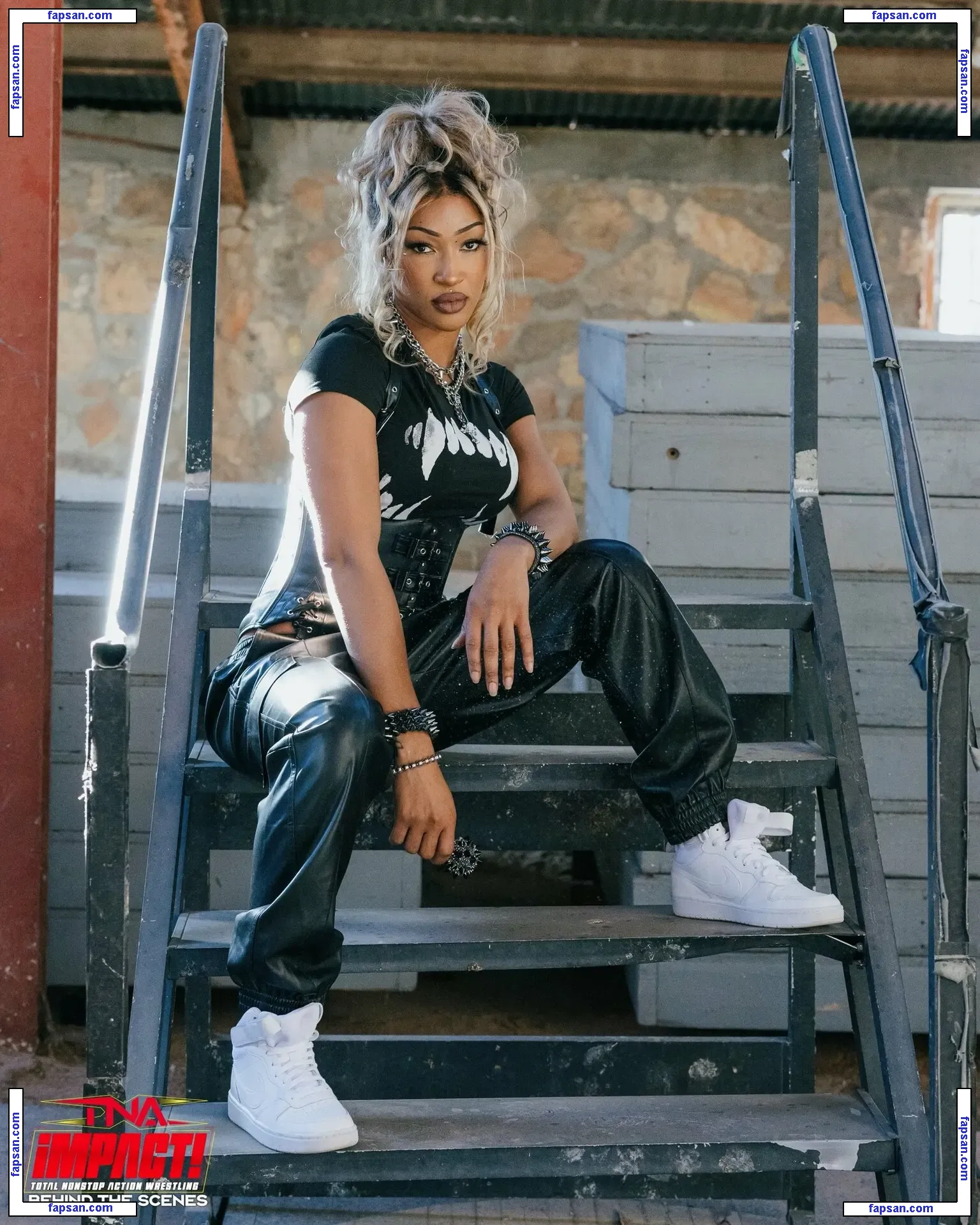 Mara Sade голая фото #0018 с Онлифанс