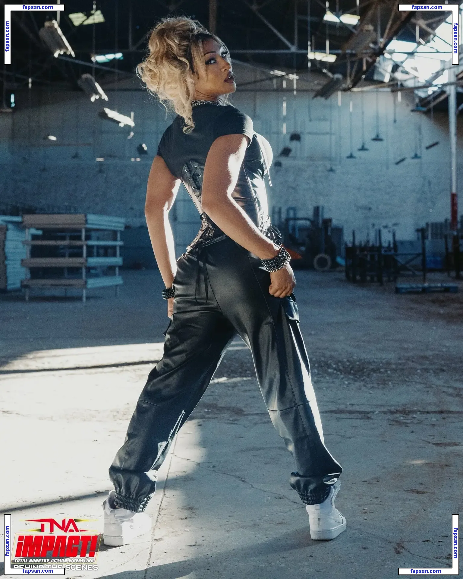 Mara Sade голая фото #0019 с Онлифанс