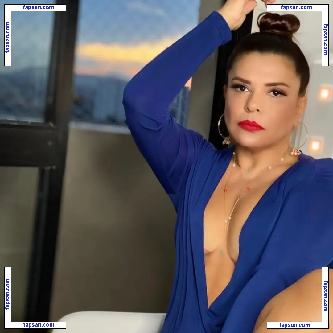 Mara Vilha nude photo #0003 from OnlyFans