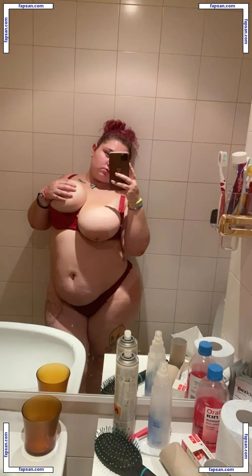 maraacr19 nude photo #0004 from OnlyFans