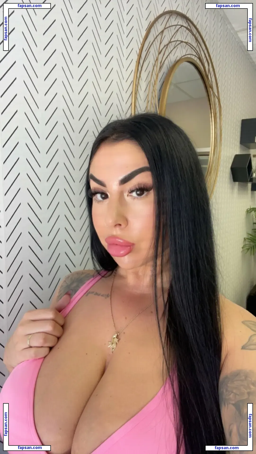 maralcavelli nude photo #0002 from OnlyFans