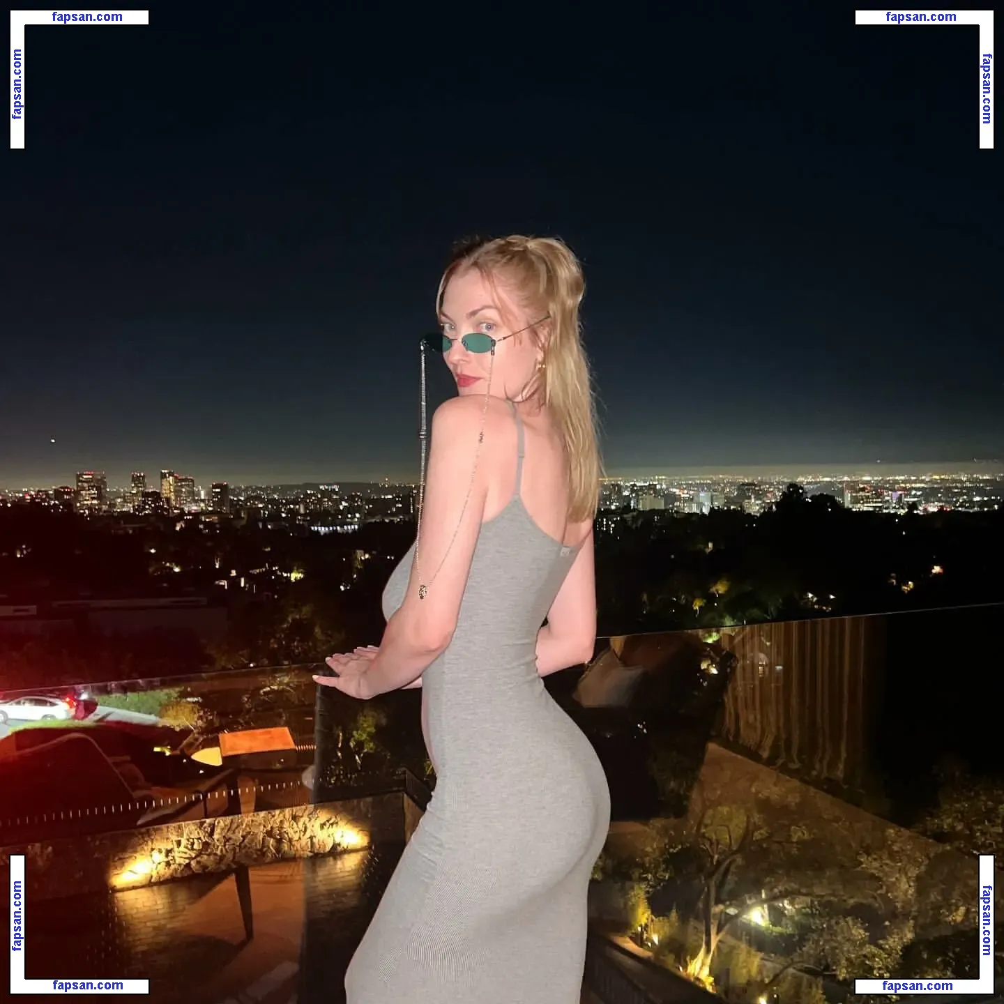 Maralinren nude photo #0068 from OnlyFans