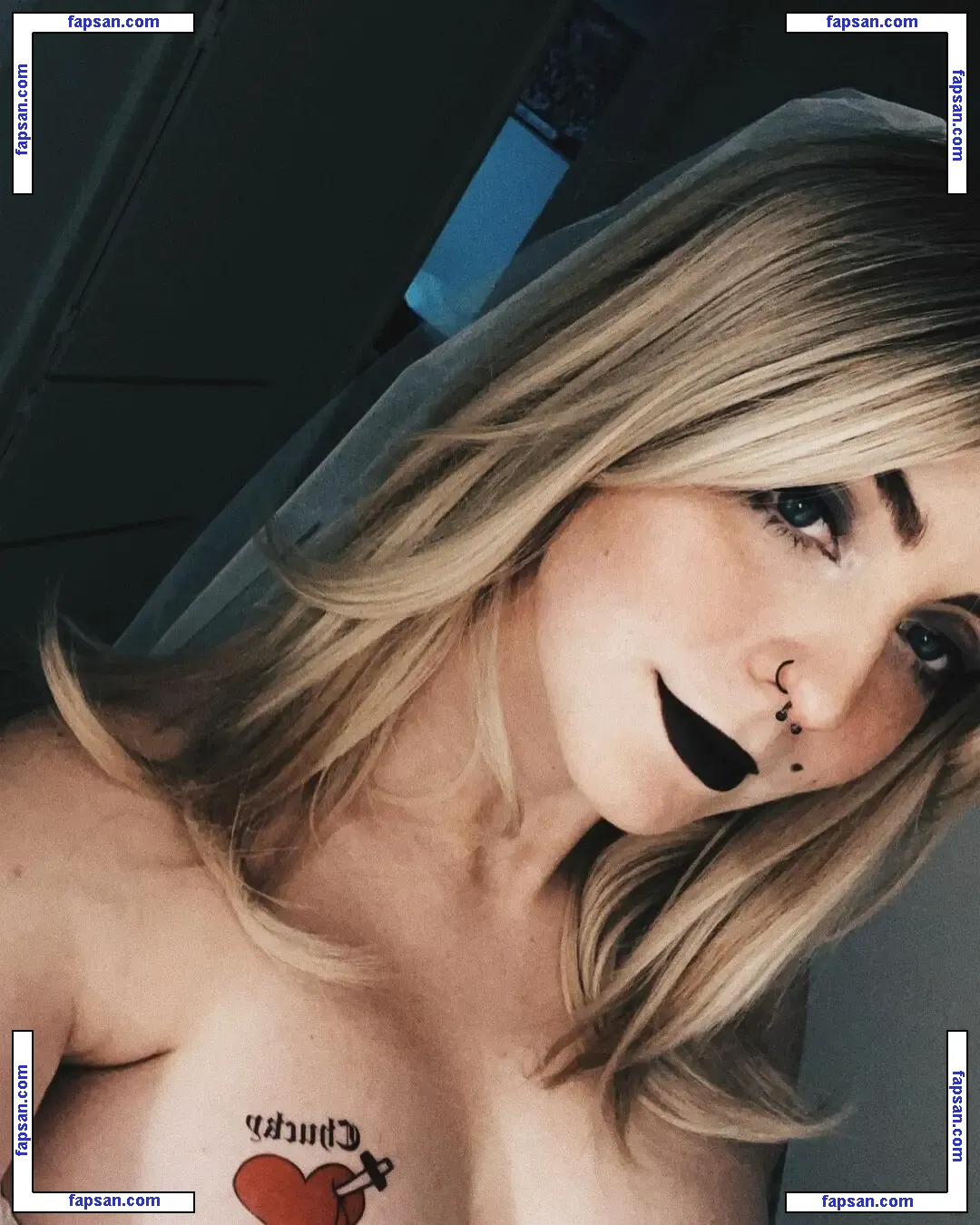 Marcibell nude photo #0005 from OnlyFans