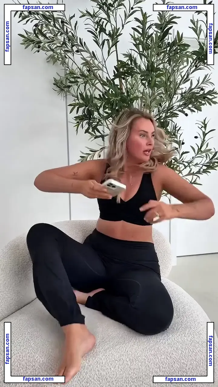 Maren Wolf nude photo #1705 from OnlyFans