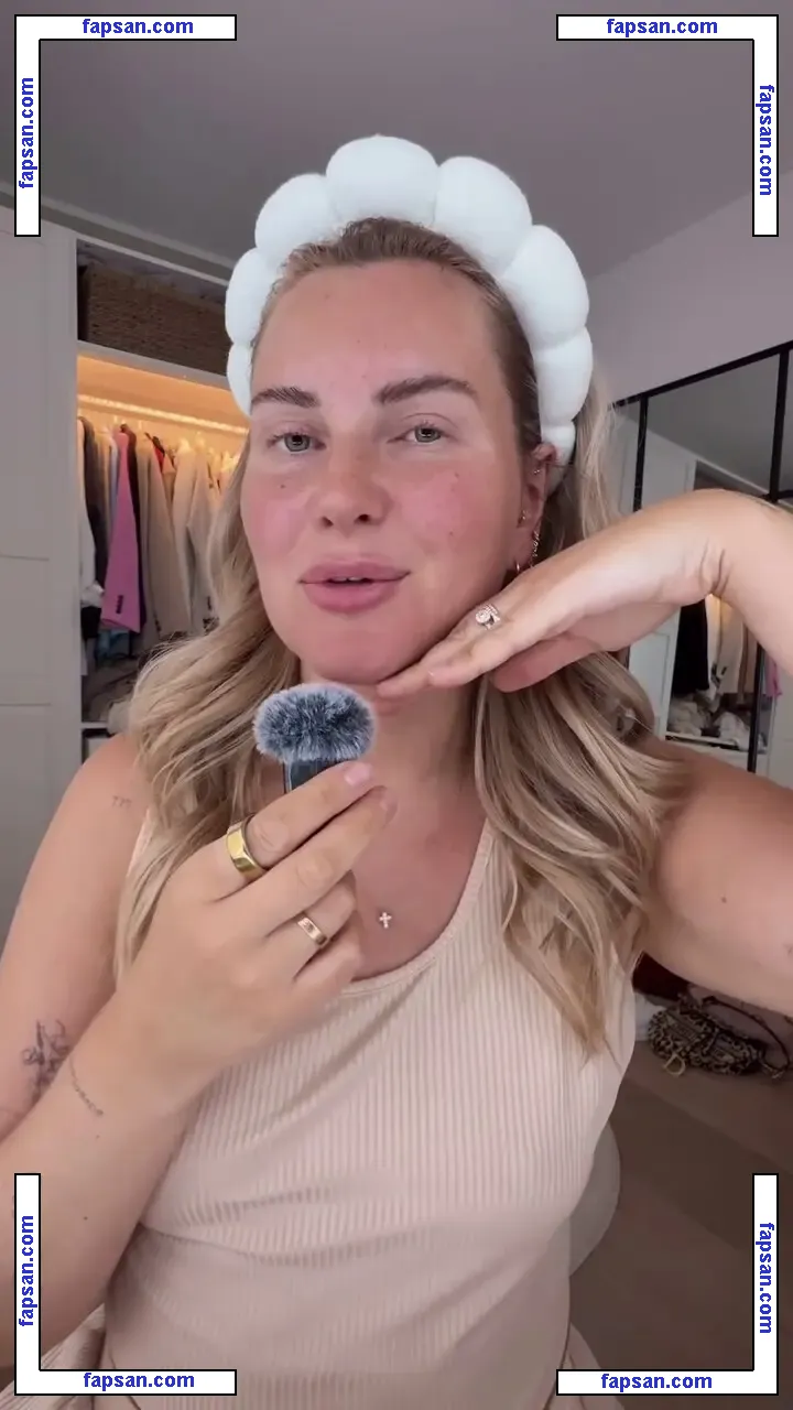 Maren Wolf nude photo #1734 from OnlyFans
