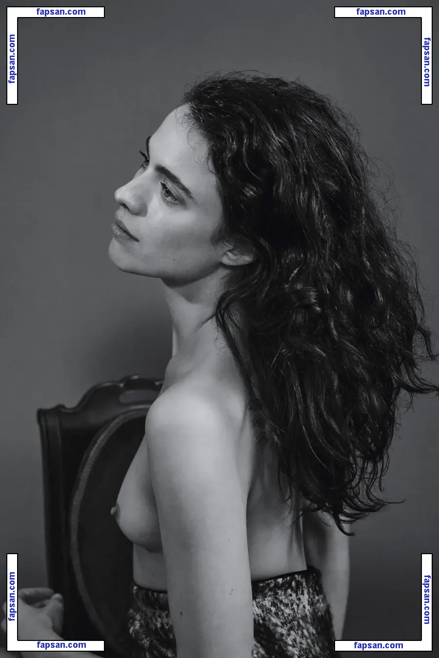 Margaret Qualley голая фото #0172 с Онлифанс