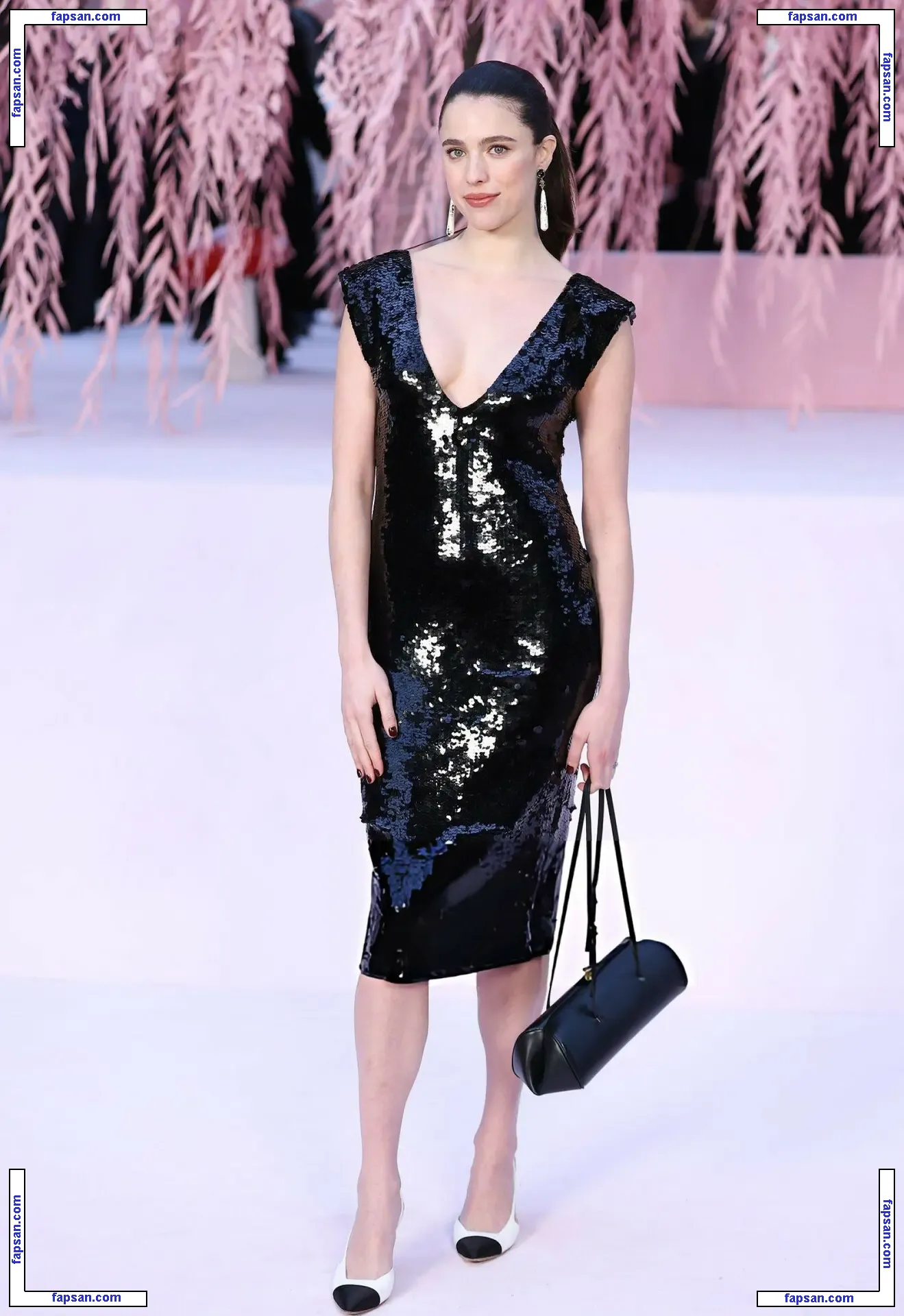 Margaret Qualley голая фото #0749 с Онлифанс