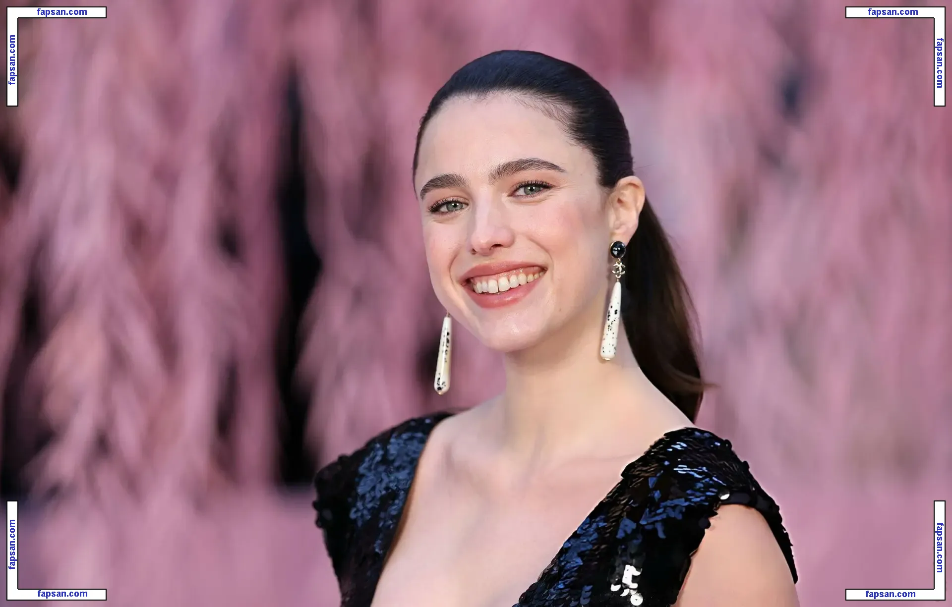 Margaret Qualley голая фото #0750 с Онлифанс