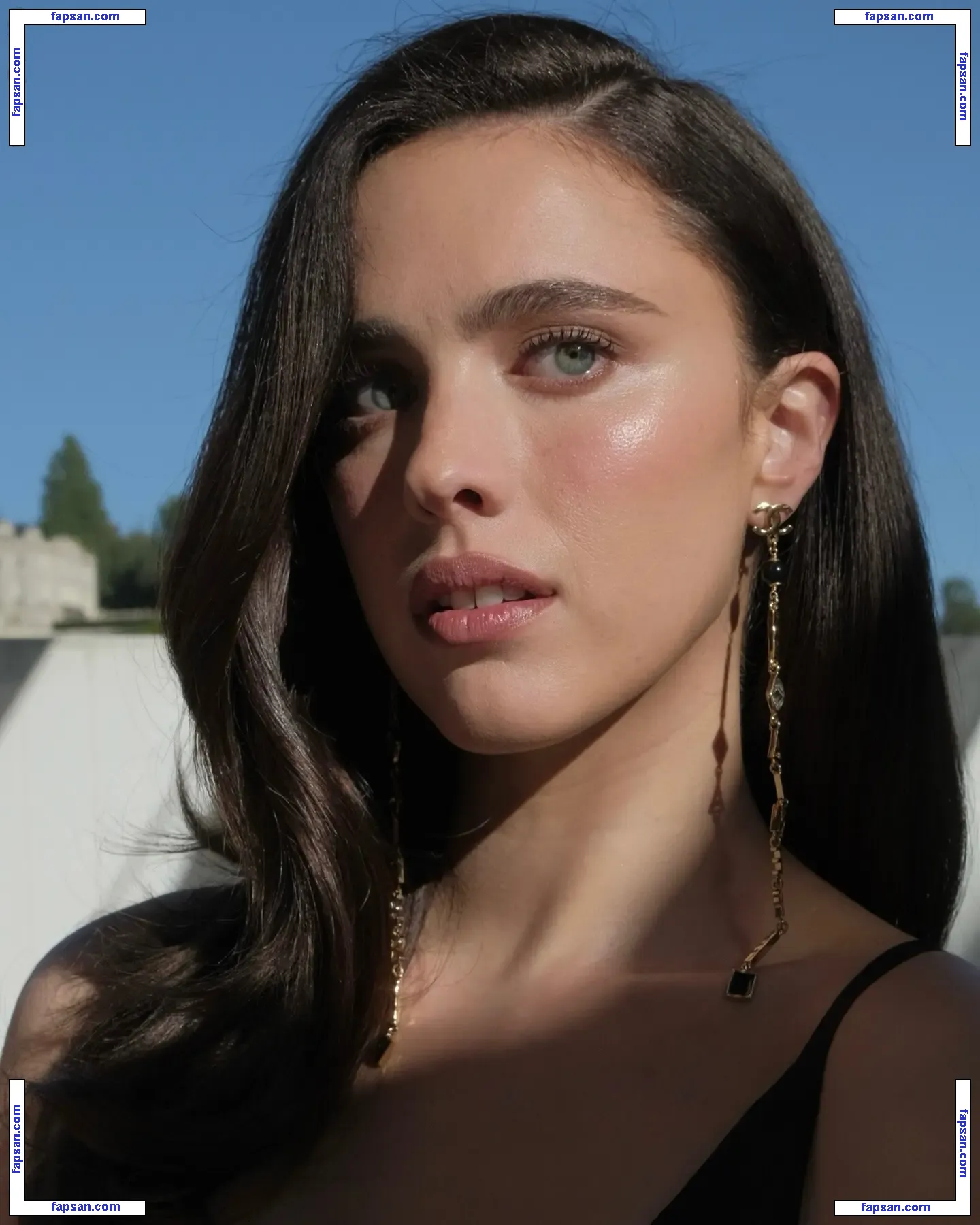 Margaret Qualley голая фото #0758 с Онлифанс