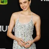 Margaret Qualley голая #0513