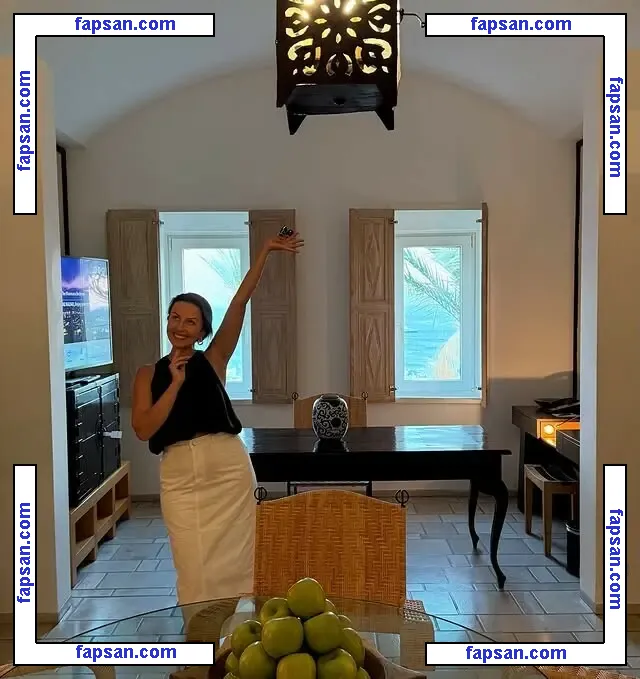 MargauxTheCook nude photo #0008 from OnlyFans