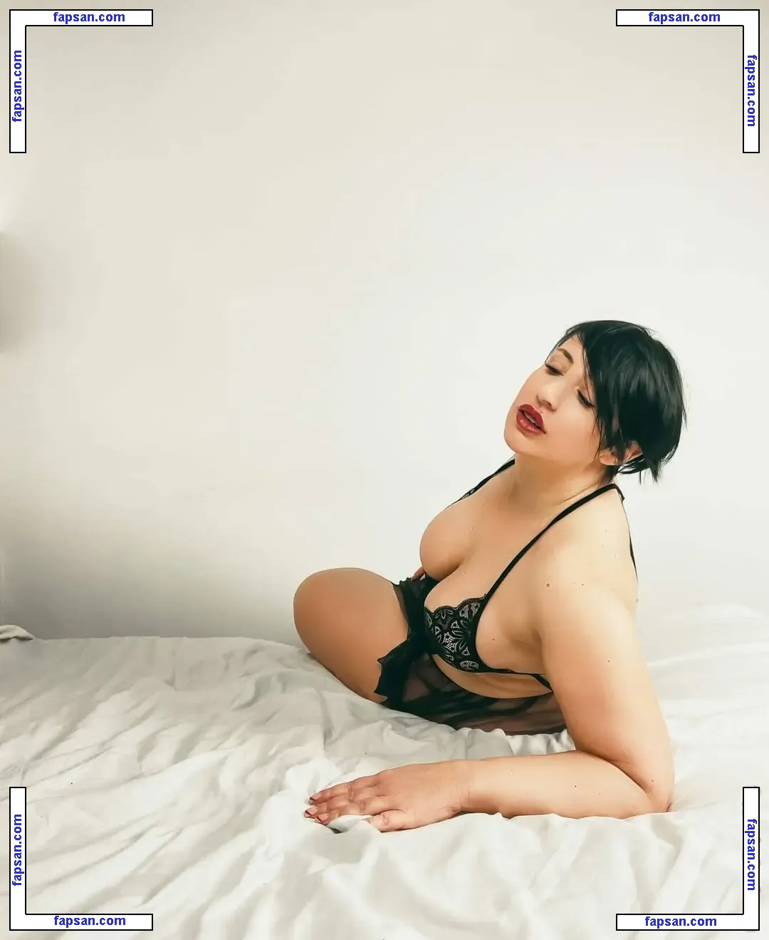 Margot Le Blanc nude photo #0010 from OnlyFans