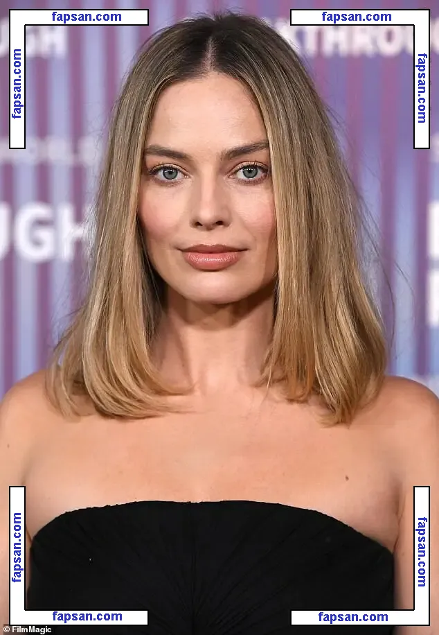 Margot Ro голая фото #0022 с Онлифанс