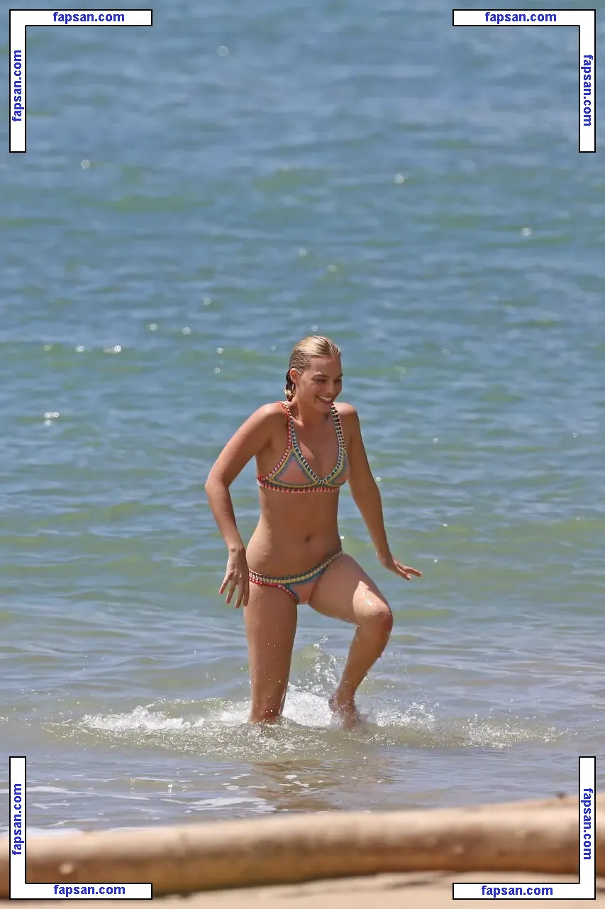 Margot Robbie nude photo #0472 from OnlyFans
