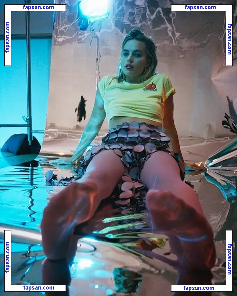 Margot Robbie nude photo #0515 from OnlyFans