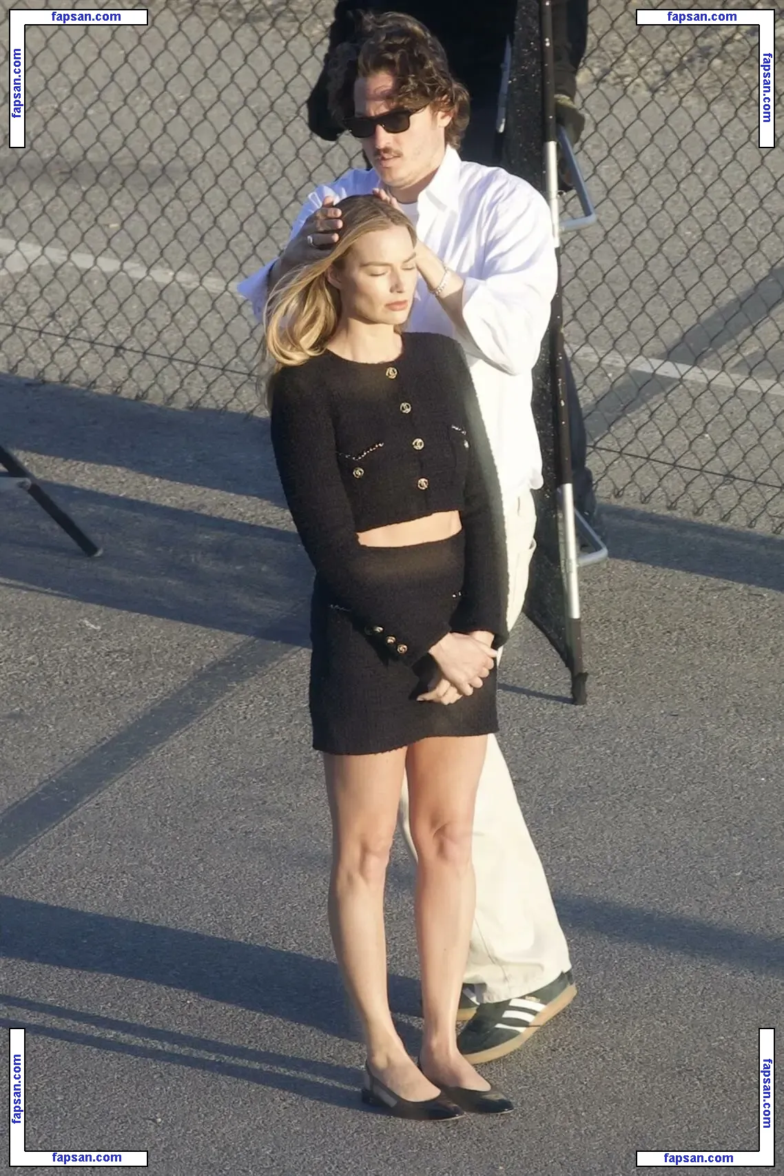 Margot Robbie nude photo #3631 from OnlyFans