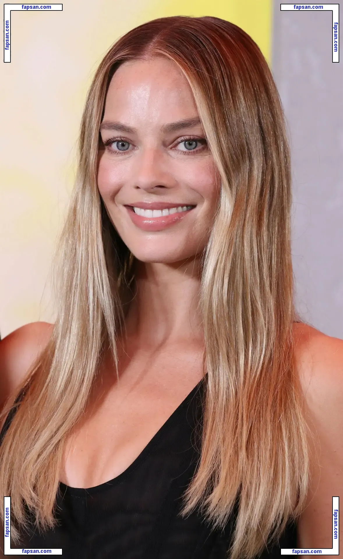 Margot Robbie nude photo #3703 from OnlyFans