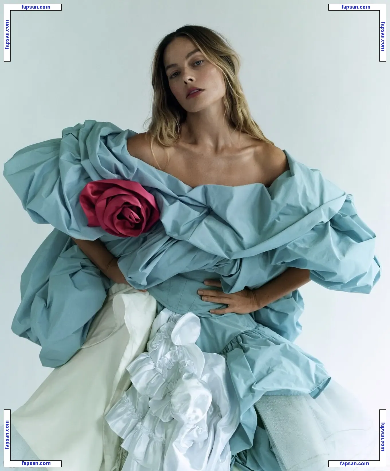 Margot Robbie nude photo #3757 from OnlyFans