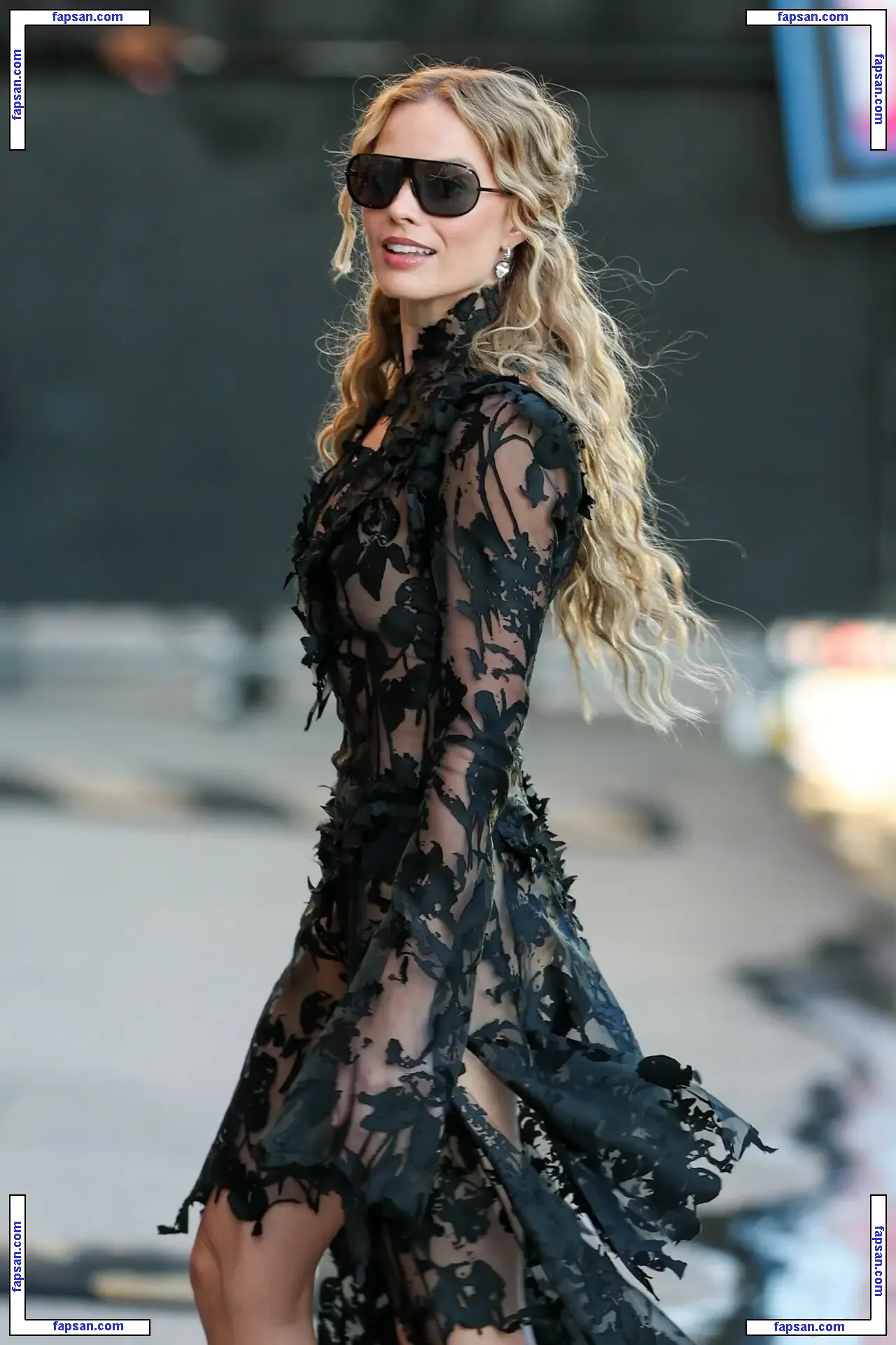 Margot Robbie голая фото #3826 с Онлифанс