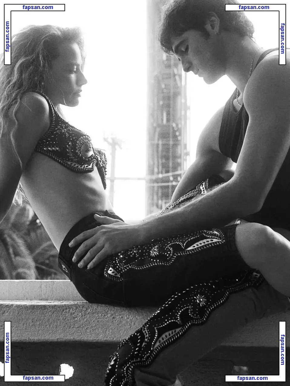 Margot Robbie голая фото #3835 с Онлифанс