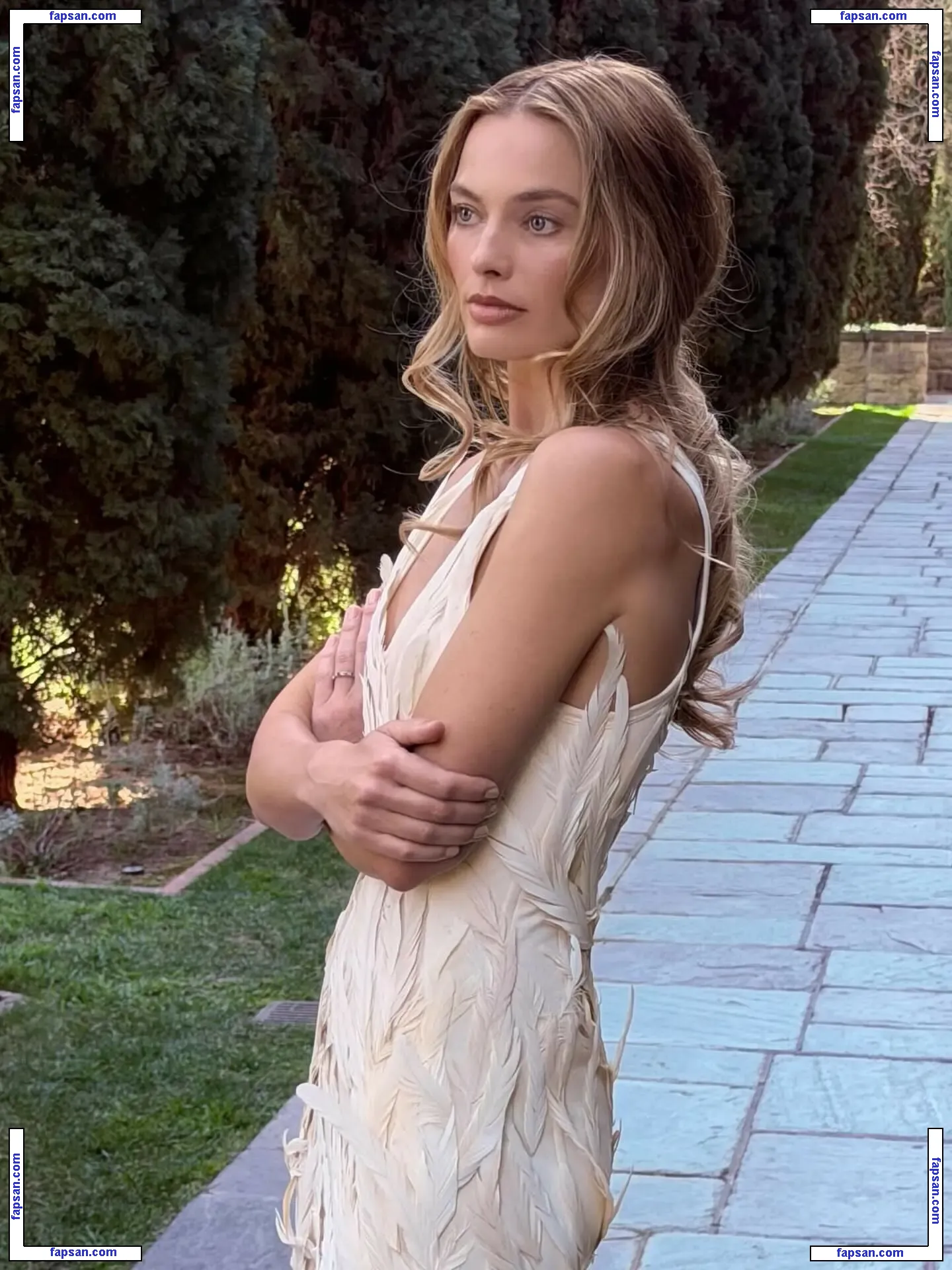 Margot Robbie голая фото #3838 с Онлифанс