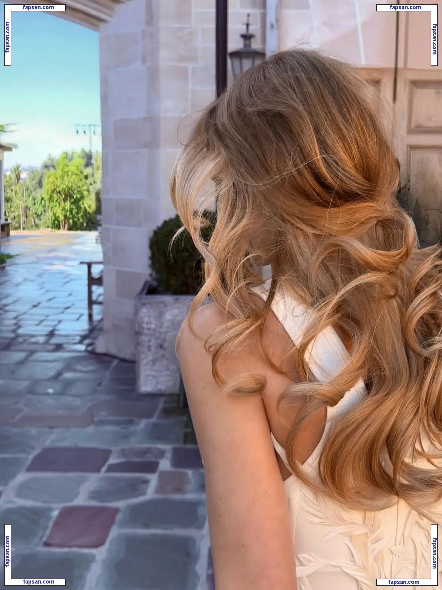 Margot Robbie голая фото #3842 с Онлифанс