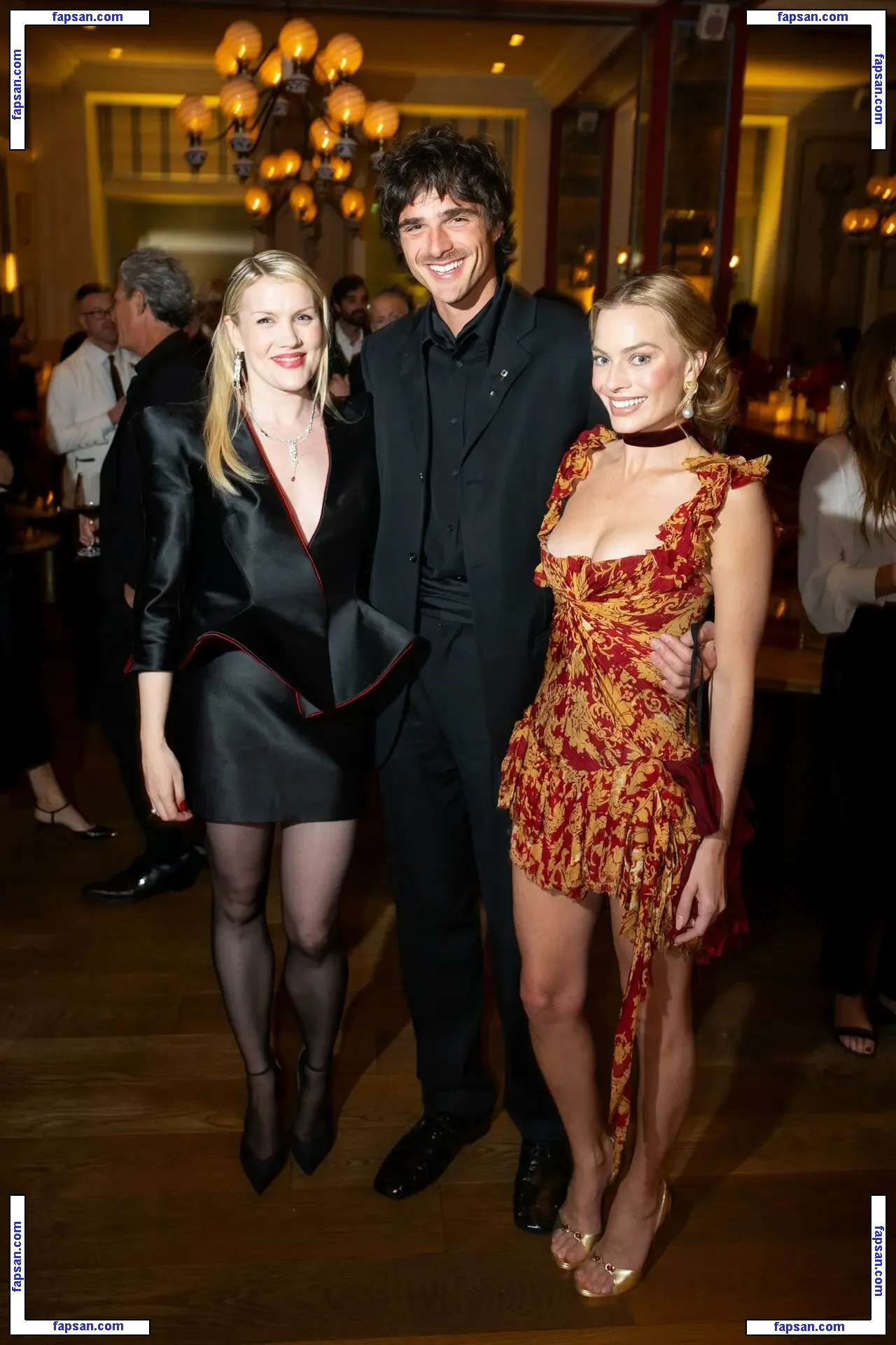 Margot Robbie голая фото #3854 с Онлифанс