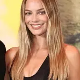 Margot Robbie nude #3669