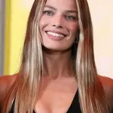 Margot Robbie nude #3671