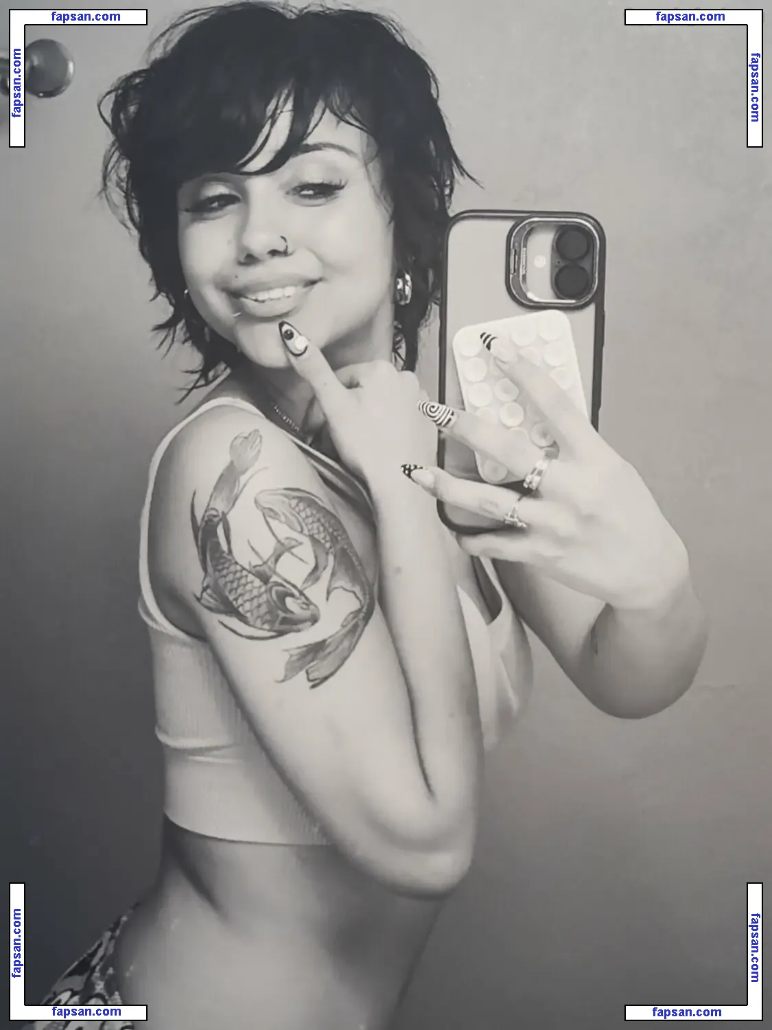 mari.archivess голая фото #0006 с Онлифанс