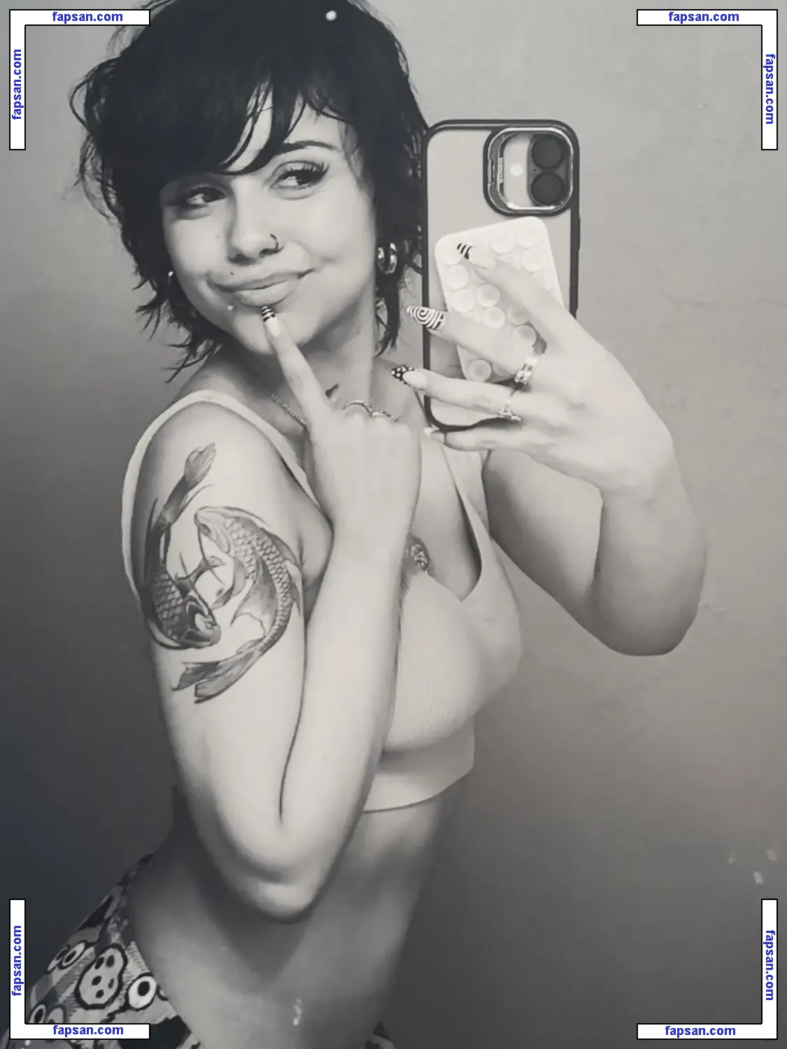 mari.archivess голая фото #0007 с Онлифанс